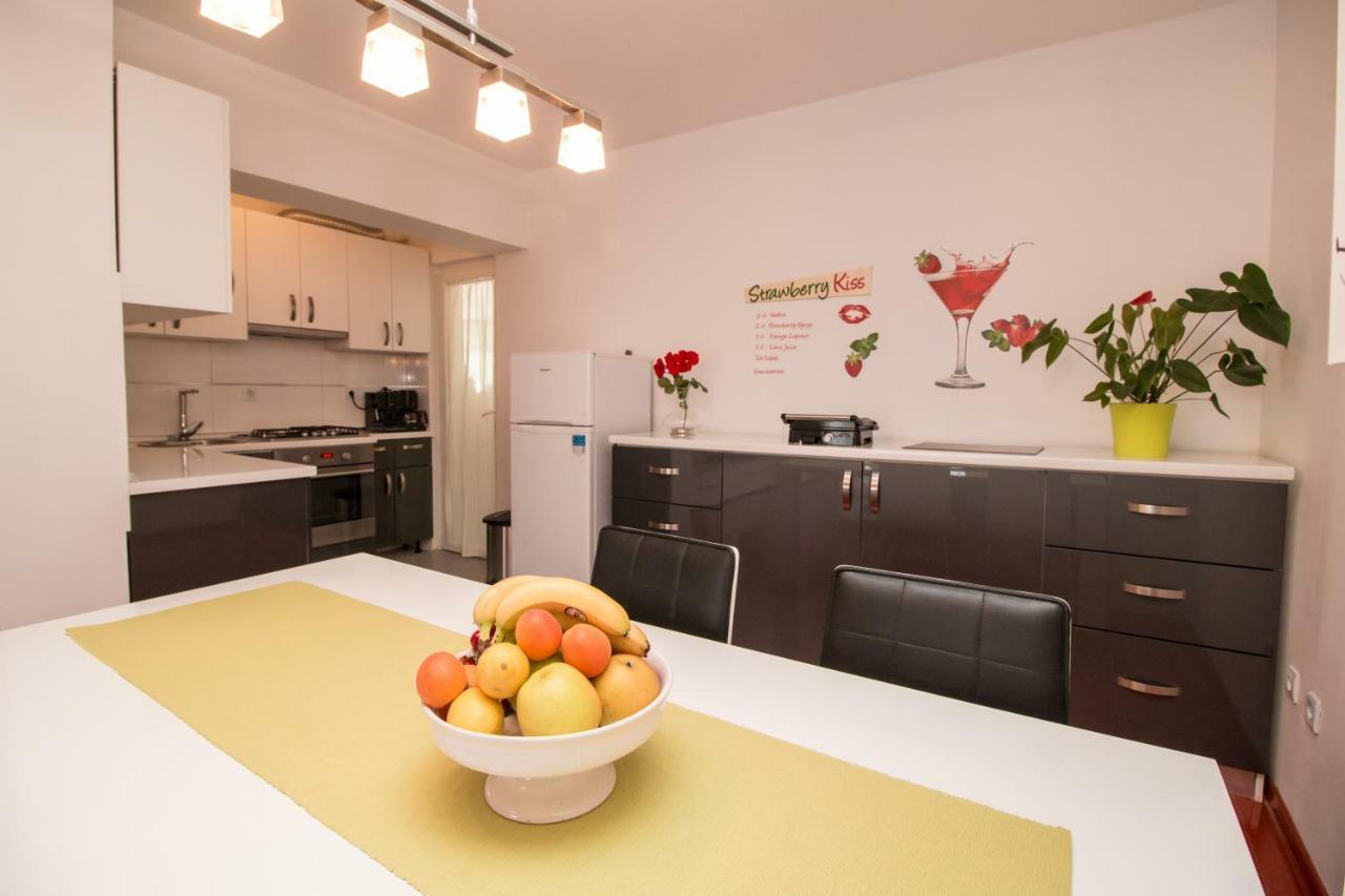 Apartments Mila ロヴィニ エクステリア 写真